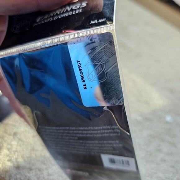 NHL necklace and earring set new OILERS - Picture 4 of 6